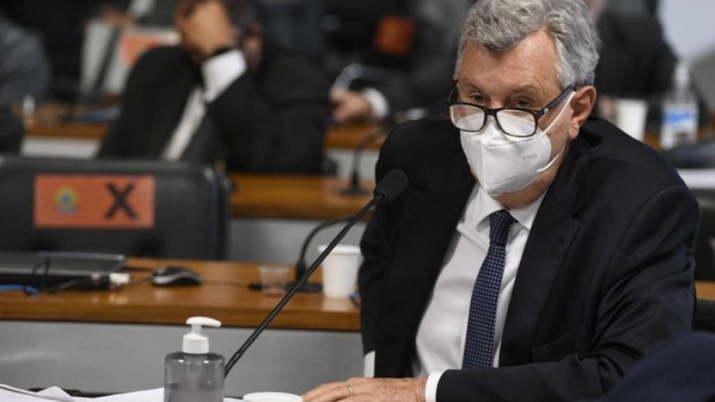 Relator da CPI propõe indiciar senador Heinze por desinformação e fake news Relator da CPI propõe indiciar senador Heinze por desinformação e fake news