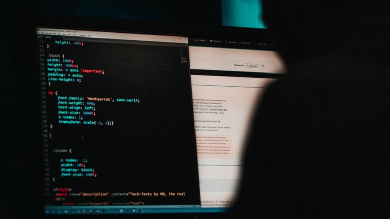 Mika Baumeister / Unsplash – 15.07.2019 Suspeito de chefiar grupo de hackers é adolescente de 14 anos