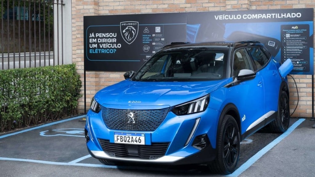 Peugeot oferece serviço de carro elétrico compartilhado