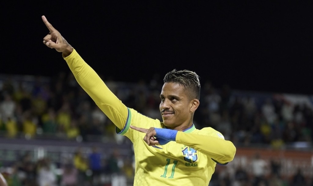 Brasil e Japão se enfrentam pelas quartas de final da Copa do Mundo Becah Soccer