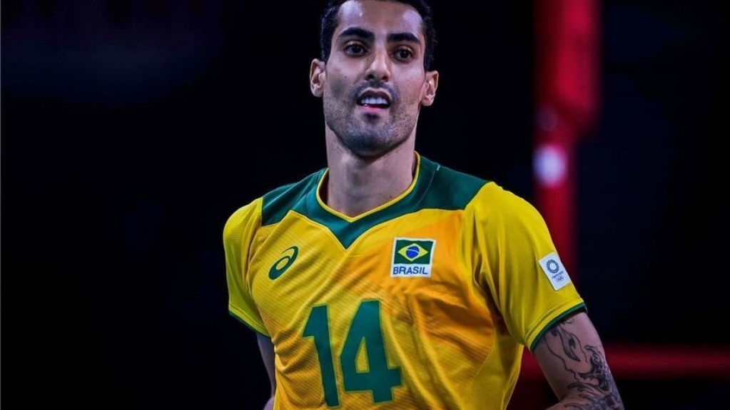 Douglas Souza no BBB22? Jogador abandona a Itália e levanta suspeitas Douglas Souza no BBB22? Jogador abandona a Itália e levanta suspeitas