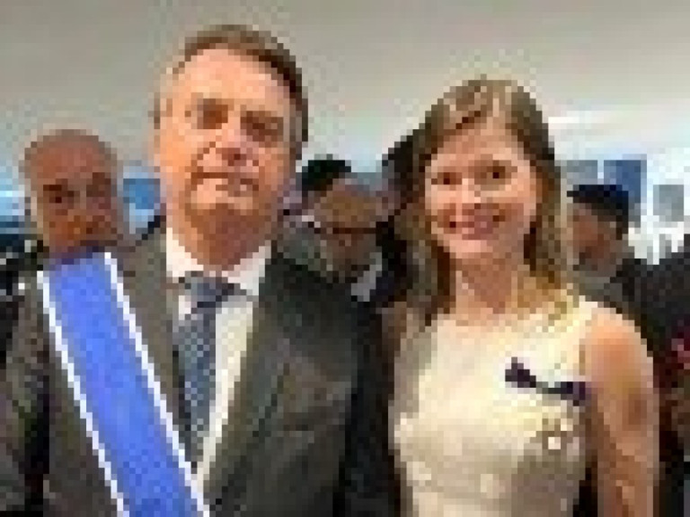 Reprodução Jair Bolsonaro (PL) e Martha Seillier
