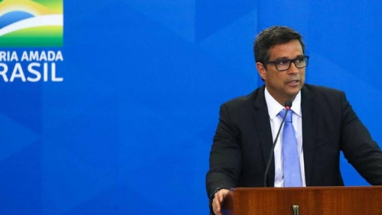 Campos Neto acredita que desemprego cai abaixo de dois dígitos em 2022
