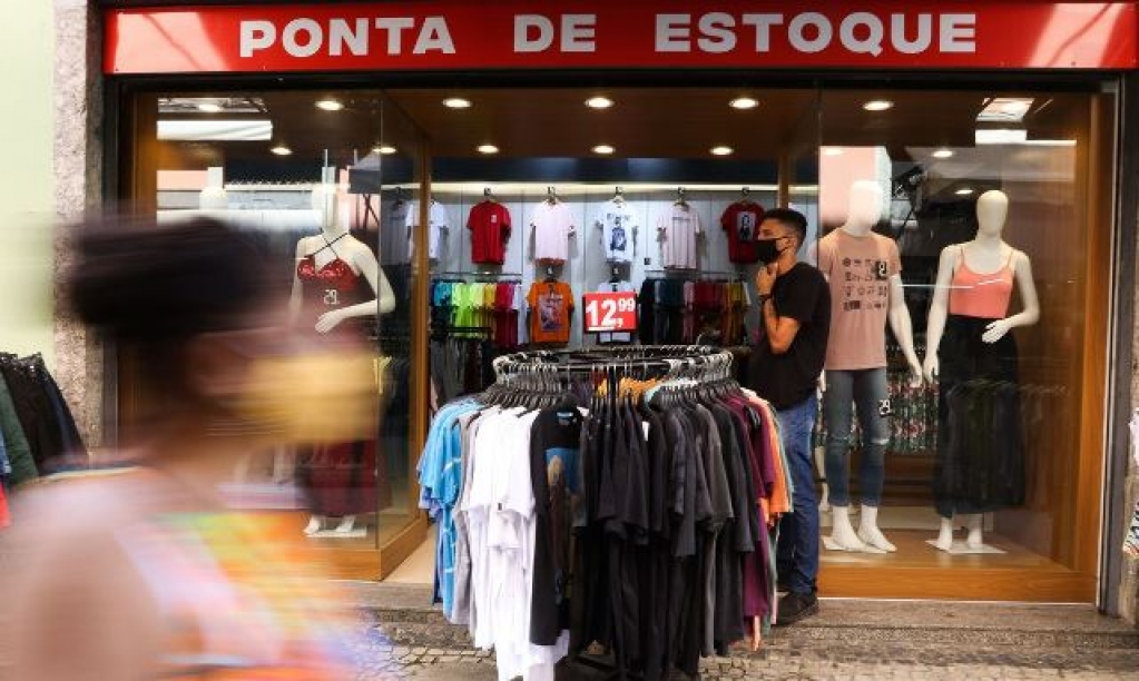 Feriado na terça muda horários em Marília; comércio até 22h na segunda