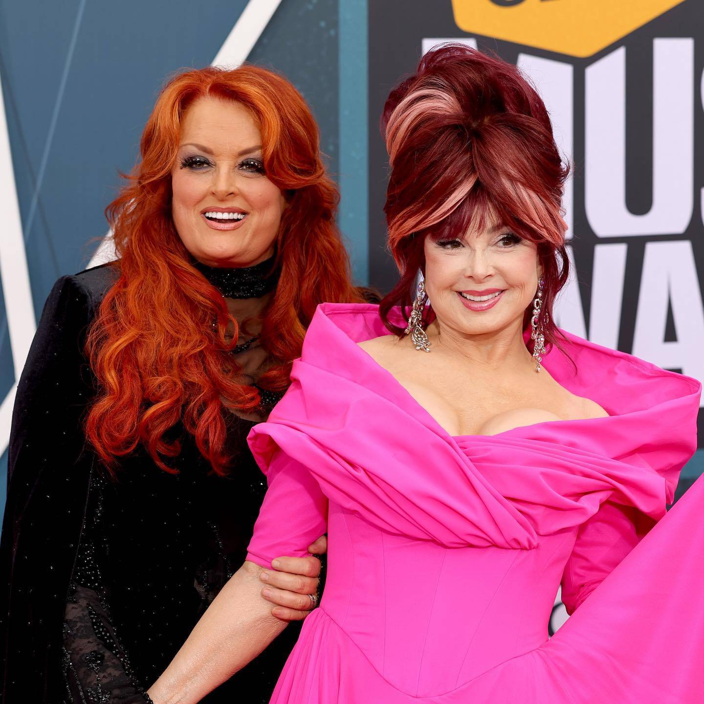 Naomi Judd e a filha Winona, da dupla The Judds. Foto: Reprodução/Instagram