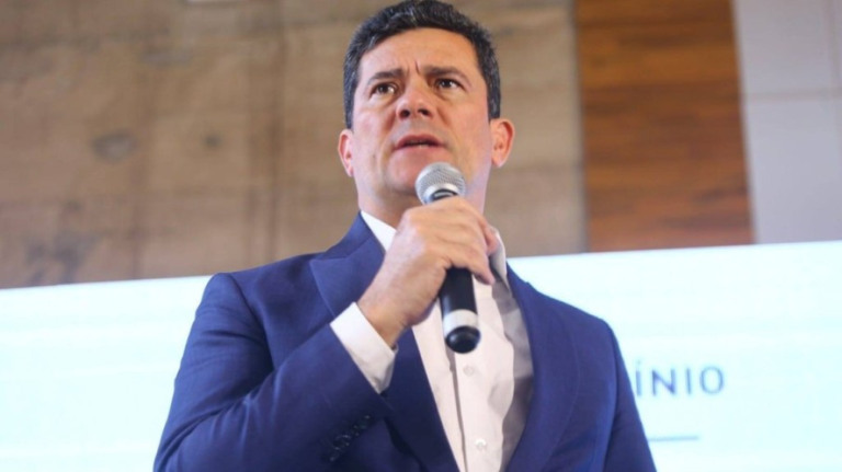 Moro ataca PT após ser alvo da Justiça Eleitoral