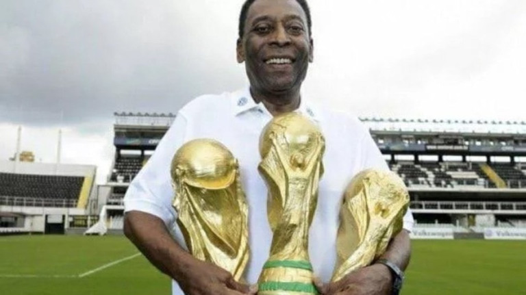 Pelé: Bolsonaro decreta luto oficial de 3 dias em todo o país