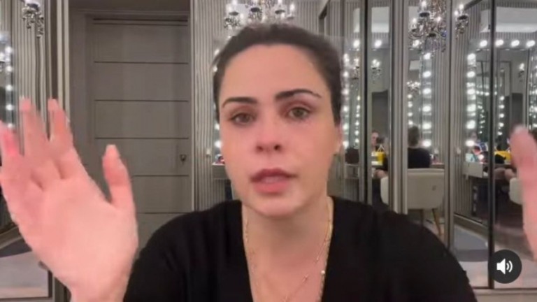 Ex-BBB Ana Paula abandona podcast após falas polêmicas de convidado