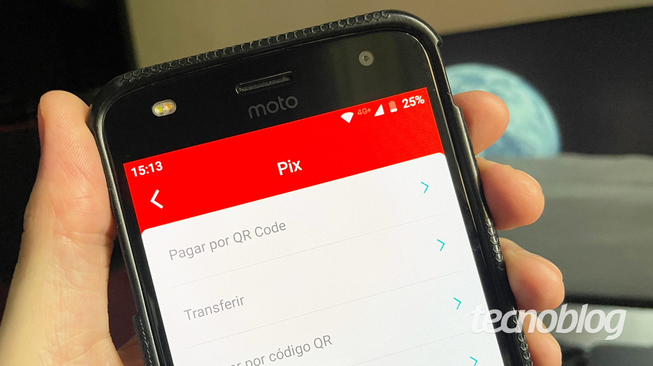 Pix em aplicativo de banco (imagem: Emerson Alecrim/Tecnoblog)