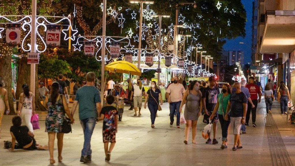 Vendas de Natal sobem, mas não atingem números de 2019, diz Alshop Vendas de Natal sobem, mas não atingem números de 2019, diz Alshop