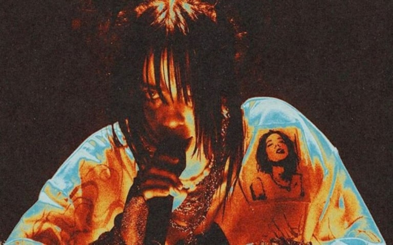 Após show em Glastonbury, Billie Eilish bomba nas paradas britânicas