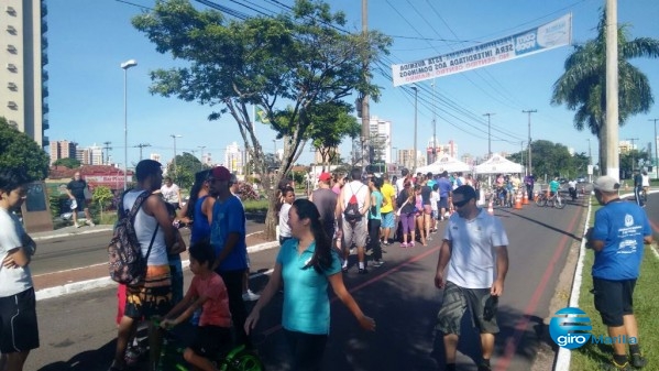 Ciclofaixa ganha público, filas e reúne famílias