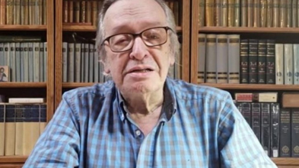 Olavo de Carvalho declara voto em Bolsonaro por "falta de alternativa" Olavo de Carvalho declara voto em Bolsonaro por "falta de alternativa"