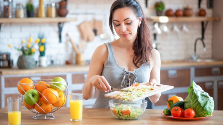 Redação EdiCase Entenda a diferença entre dieta e reeducação alimentar
