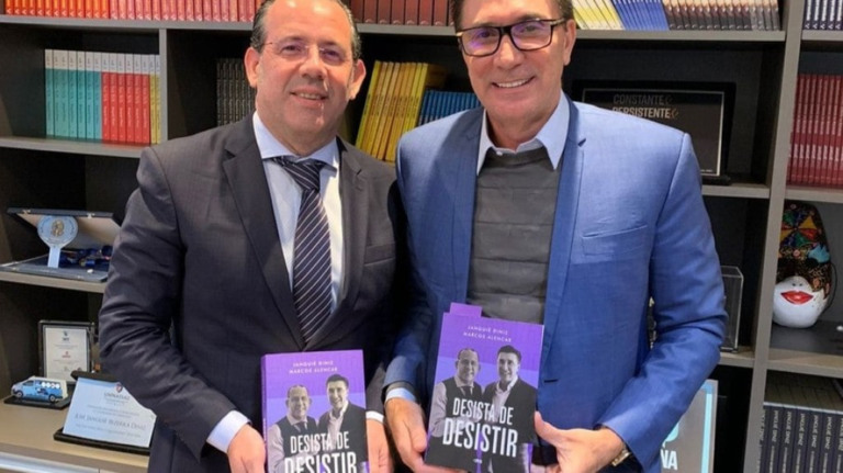 Janguiê Diniz e Marcos Alencar lançam livro conjunto no Recife