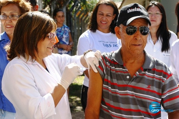 Vacinação contra gripe começa sábado; veja quem será vacinado