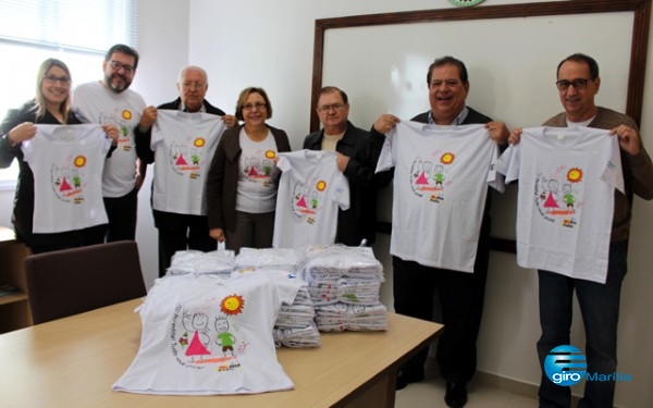 Santa Casa busca apoiadores para camisetas do McDia Feliz