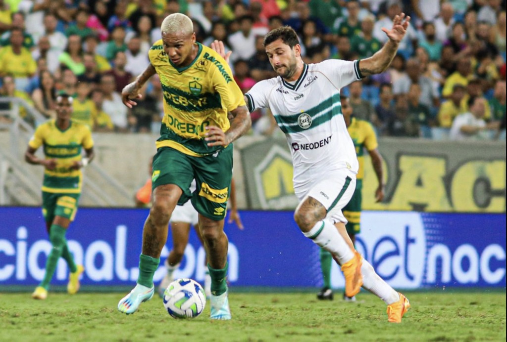 Cuiabá fica só no empate com o Coritiba na Arena Pantanal