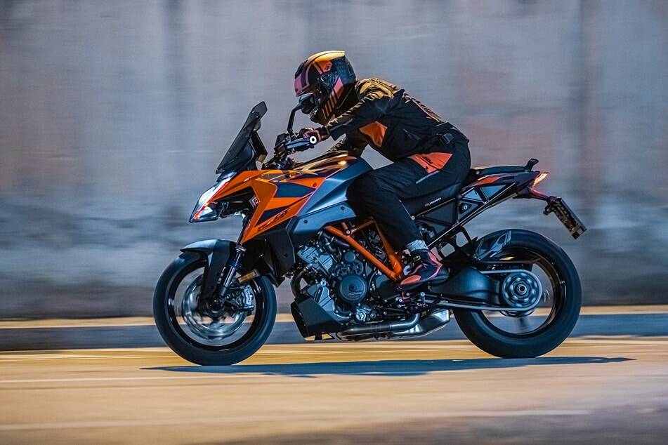 KTM Super Duke GT 2022. Foto: Divulgação