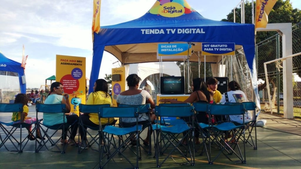 Caravana vai divulgar TV Digital e entregar kits na zona norte de Marília