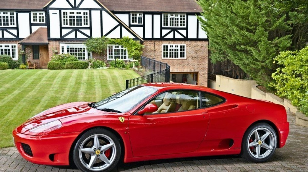 Ferrari 360 Modena que pertenceu a Eric Clapton está sendo leiloada