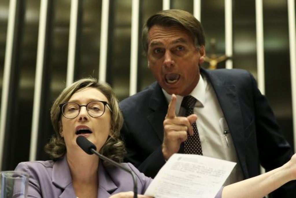 STJ condena Bolsonaro por danos morais a Maria do Rosário