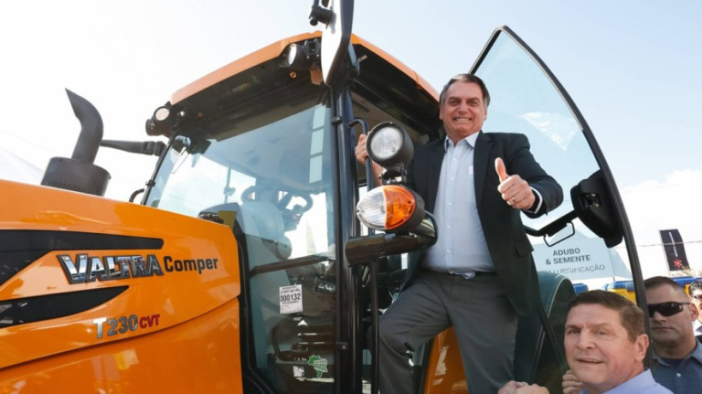 Agro quer distância de Lula e dobra aposta em Bolsonaro