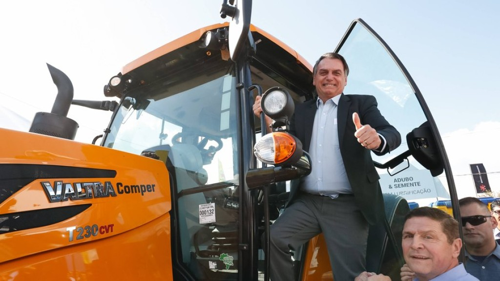 Agro quer distância de Lula e dobra aposta em Bolsonaro