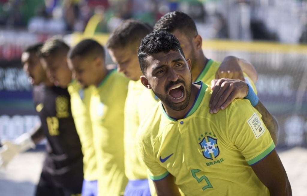 Seleção enfrenta Irã em busca de vaga na final da Copa do Mundo neste sábado