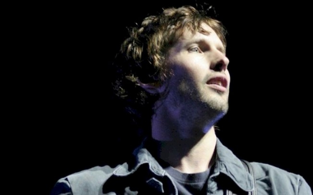 James Blunt admite ter contraído coronavírus e voz foi prejudicada James Blunt admite ter contraído coronavírus e voz foi prejudicada