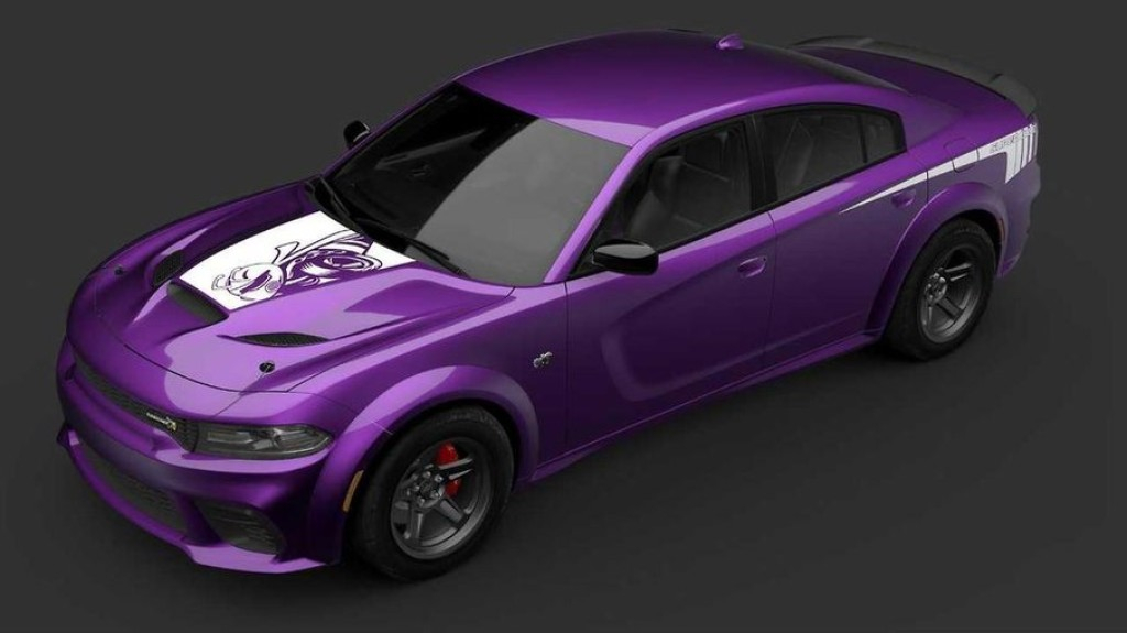 Limitada em 1.000 unidades, Dodge revela último Charger Super Bee