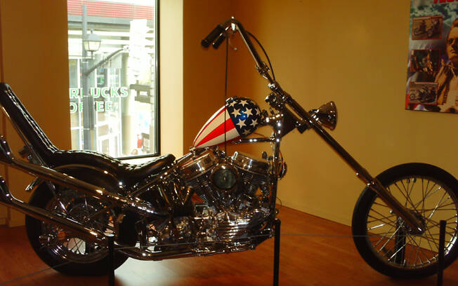 A motocicleta de Peter Fonda no filme Easy Rider, exposta no Classic Iron Museu , no Canadá. Foto: Gabriel Marazzi