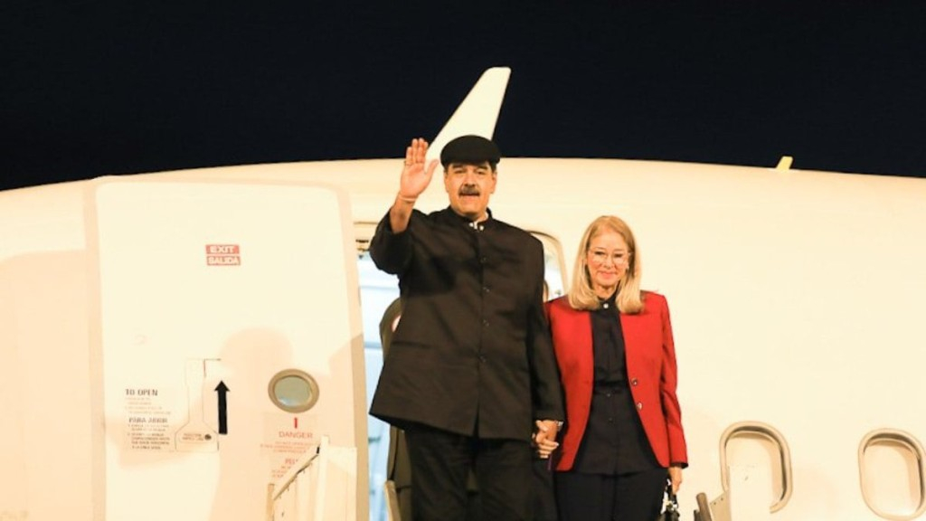 Reprodução: redes sociais – 28/05/2023 Nicolás Maduro e a esposa desembarcando no Brasil Reprodução: redes sociais – 28/05/2023 Nicolás Maduro e a esposa desembarcando no Brasil