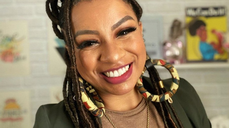 Educação financeira fácil e divertida: conheça Camila Bakari