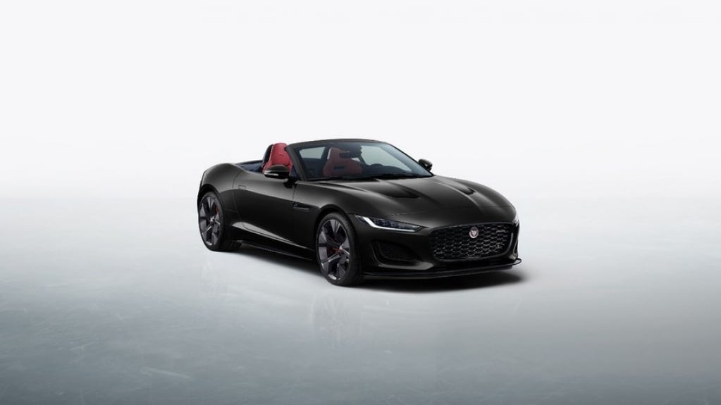 Jaguar lança série especial Dynamic Black para o F-Type