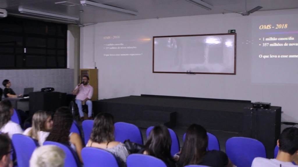 Odonto da Unimar tem palestra sobre DST, IST e Acidentes Biológicos