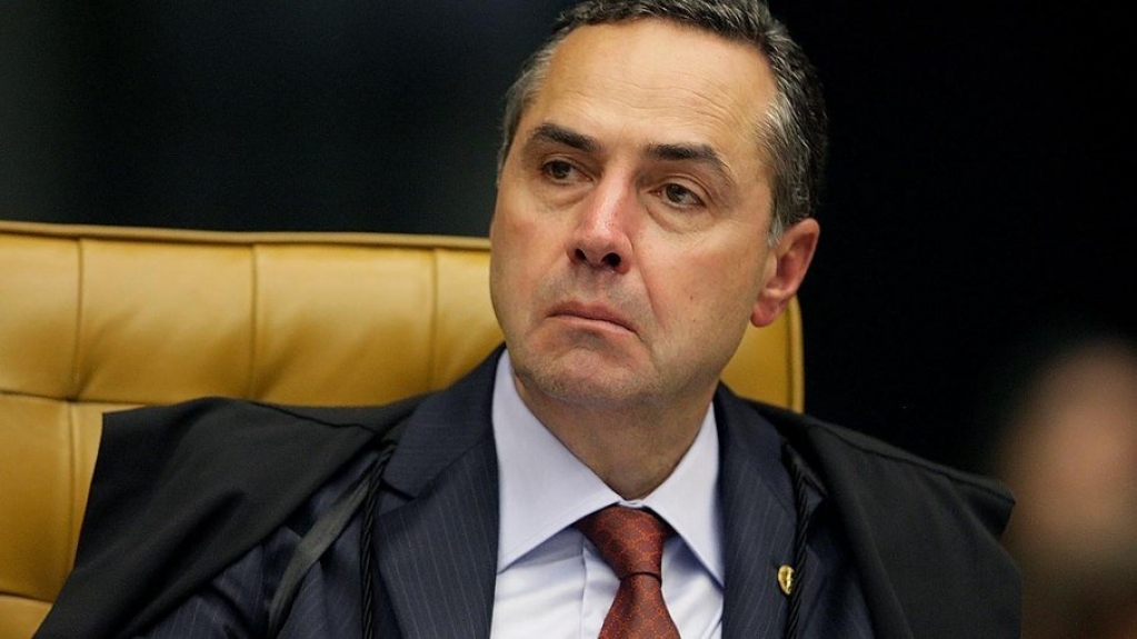TSE apresenta notícia-crime contra Bolsonaro por divulgação de dados sigilosos