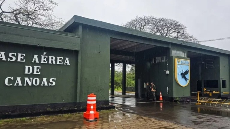 Agência Brasil Base Aérea de Canoas poderá receber voo da equipe Delfín, do Equador