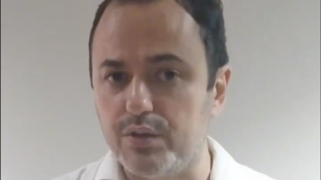 Reprodução / X de Glauber Braga – 16/04/2024 O deputado Glauber Braga (Psol-RJ) (foto) se envolveu em uma briga com o youtuber Gabriel Casternaro fora da Câmara dos Deputados na terça-feira (16)