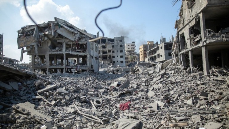Marwan Sawwaf/ Alef Multimedia/ Oxfam – 14/10/2023 Destruição assola toda a Faixa de Gaza