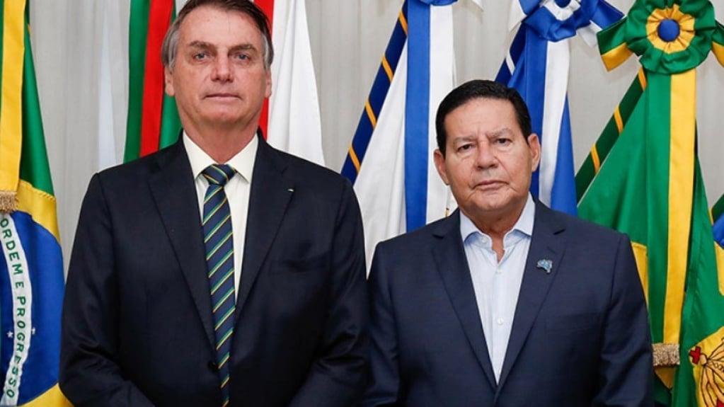 Julgamento da chapa Bolsonaro-Mourão será recado de TSE contra disparos em massa Julgamento da chapa Bolsonaro-Mourão será recado de TSE contra disparos em massa