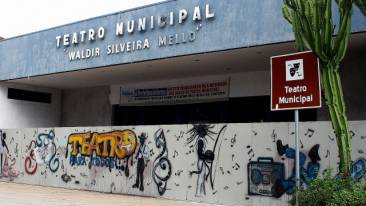 Teatro Municipal está fechado desde 2009