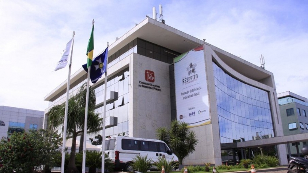 Câmara rejeita relatório de PEC que aumenta influência do Congresso no CNMP