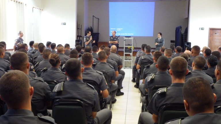 Ministério Público e Polícia Militar realizam palestra sobre legítima defesa
