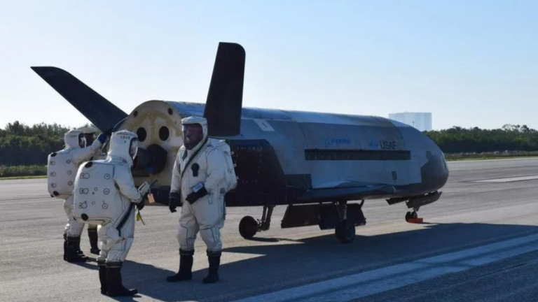 Avião espacial americano passa 781 dias em órbita e bate recorde