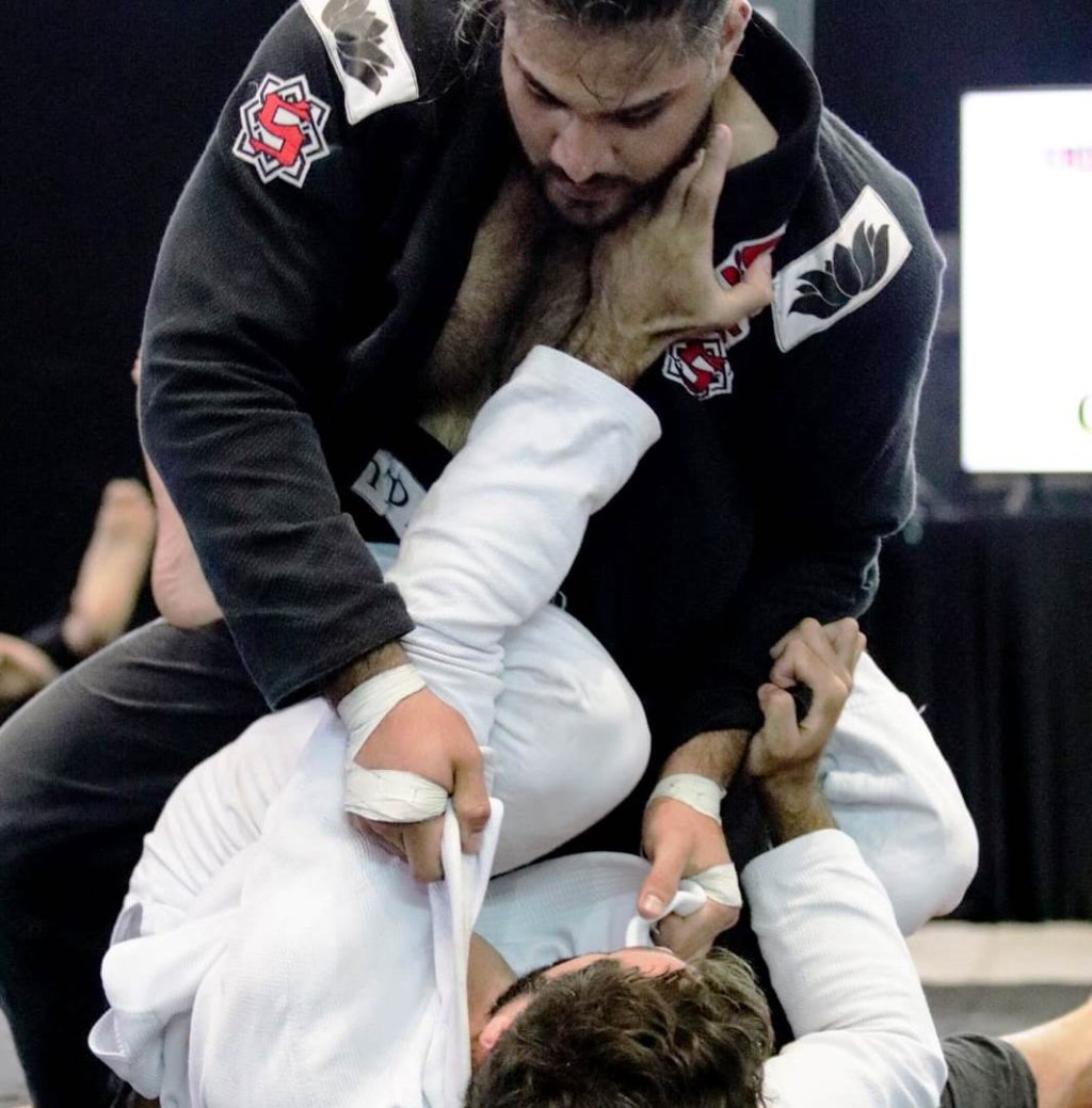 Atleta de Marília é vice em Mundial de jiu-jitsu e busca apoio para ir ao Europeu