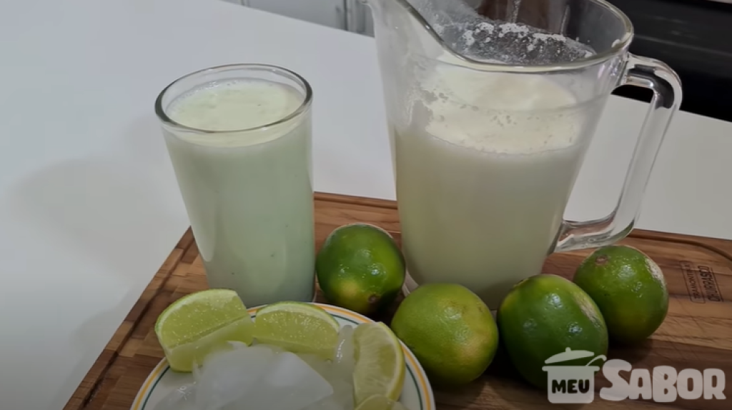 Tá calorão ai? Veja só essa receita super refrescante de limonada e super rápida de fazer!