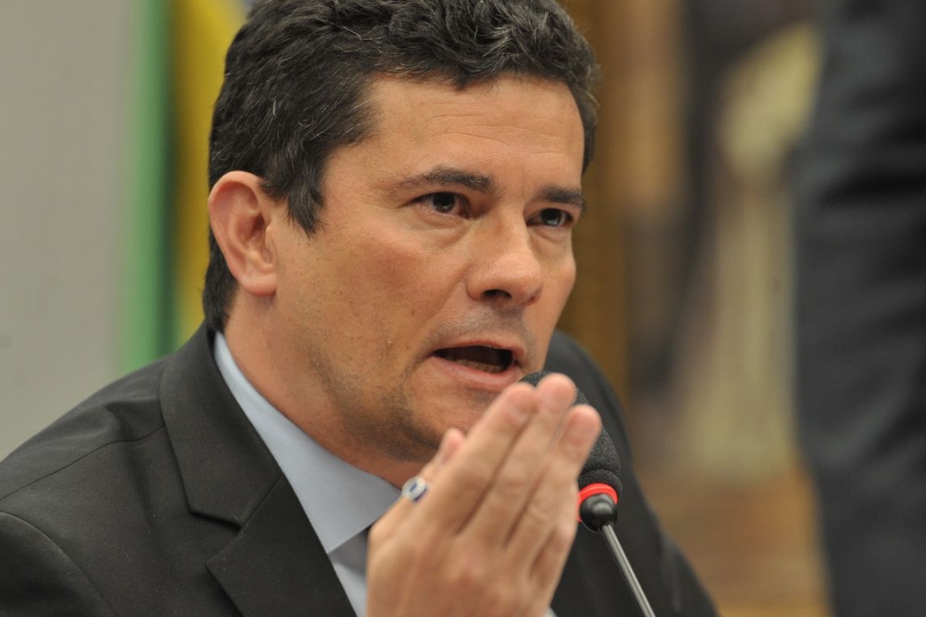 Moro pede licença para 'assuntos particulares' e deixa Ministério por cinco dias