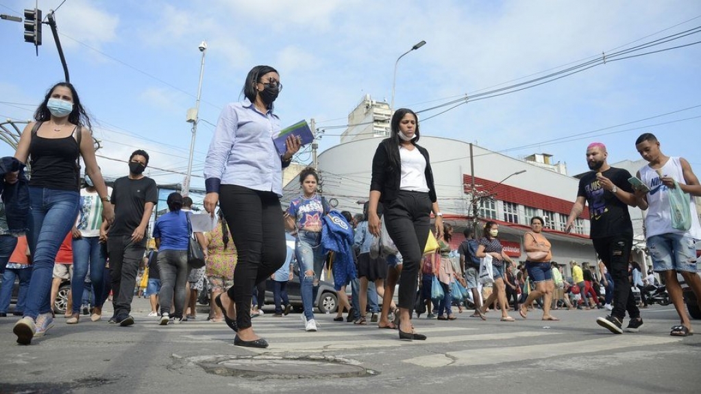 Brasil chega a 100 milhões de pessoas completamente imunizadas Brasil chega a 100 milhões de pessoas completamente imunizadas