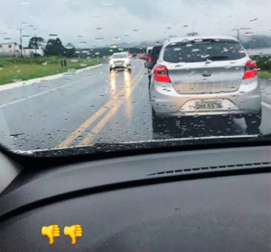 Jovem divulga foto de chuva pouco antes de acidente em SC; amigas morrem